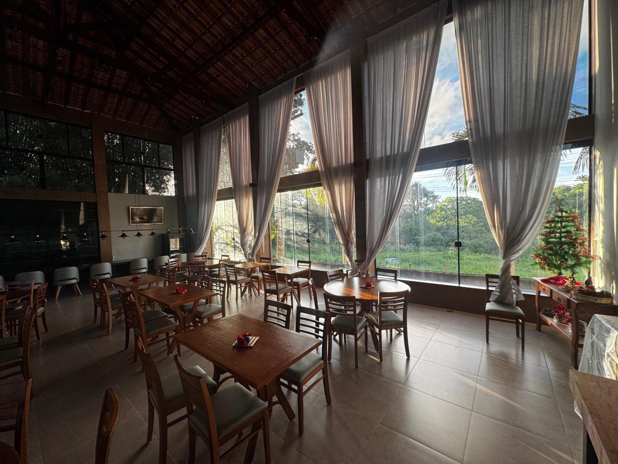 Pousada E Restaurante Terra Rossa São José do Rio Pardo Exterior photo